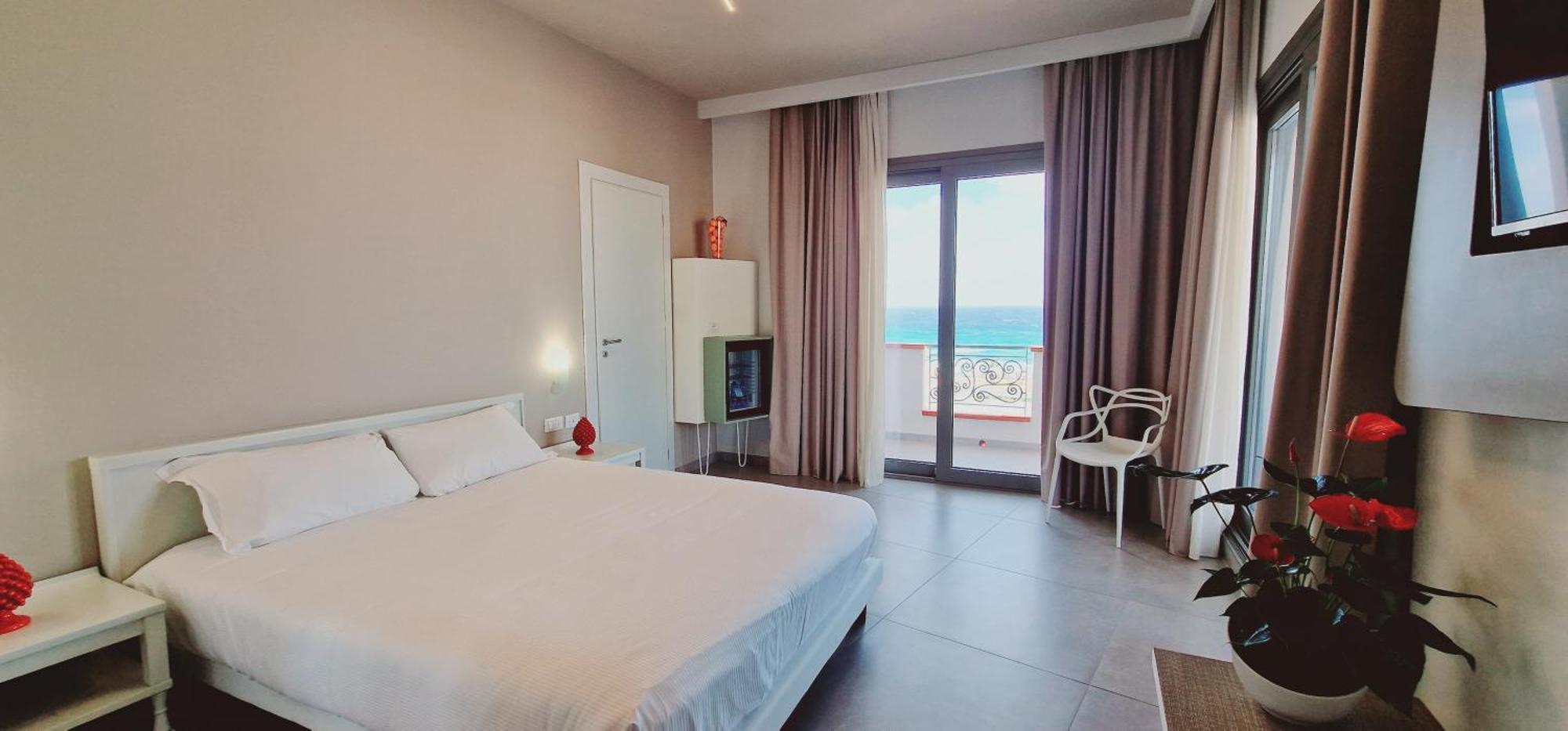 Saracen Sands & Congress Centre - Palermo