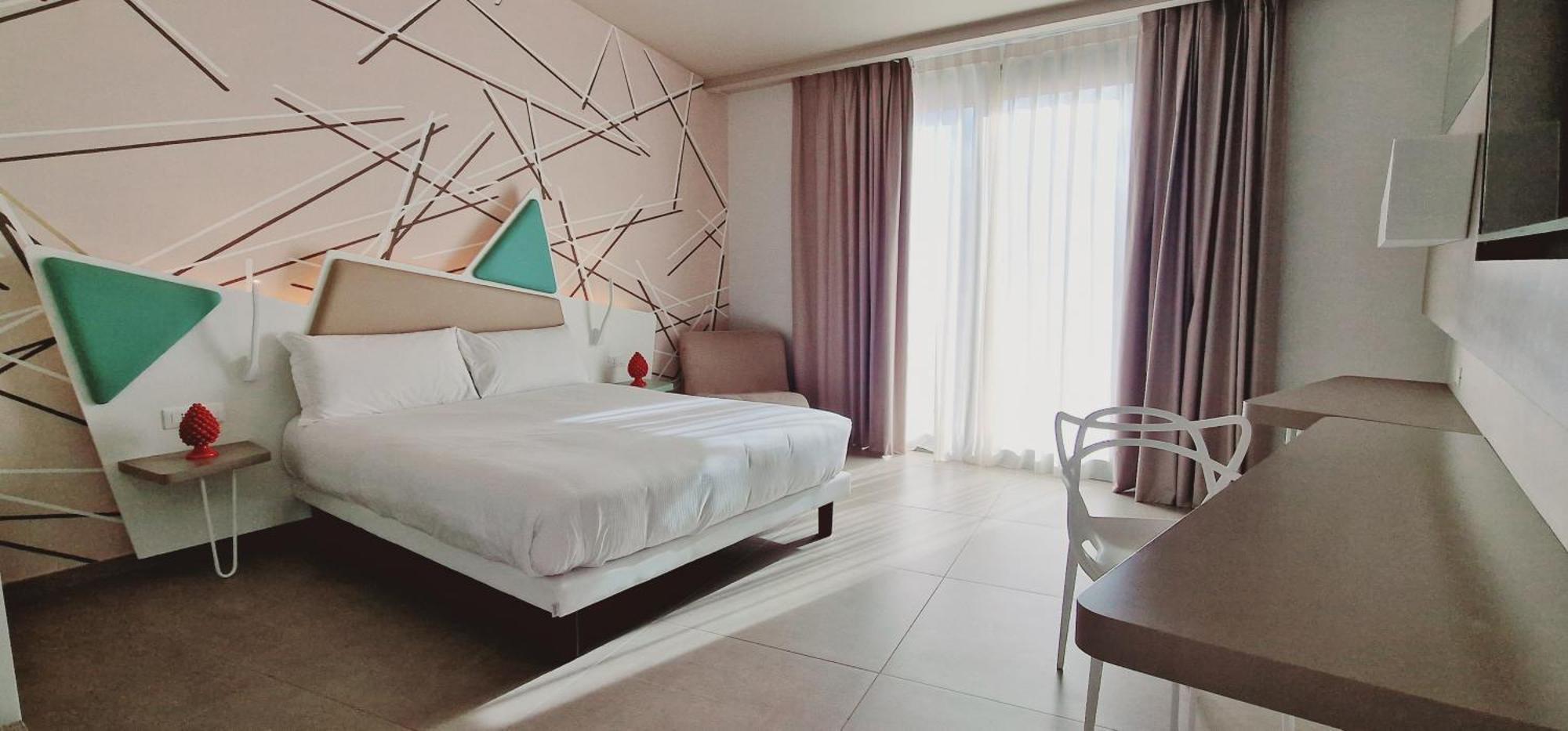 Saracen Sands & Congress Centre - Palermo Hotel